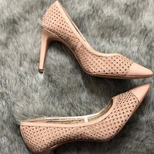 Beautiful Antonio Melani pumps size 8.5